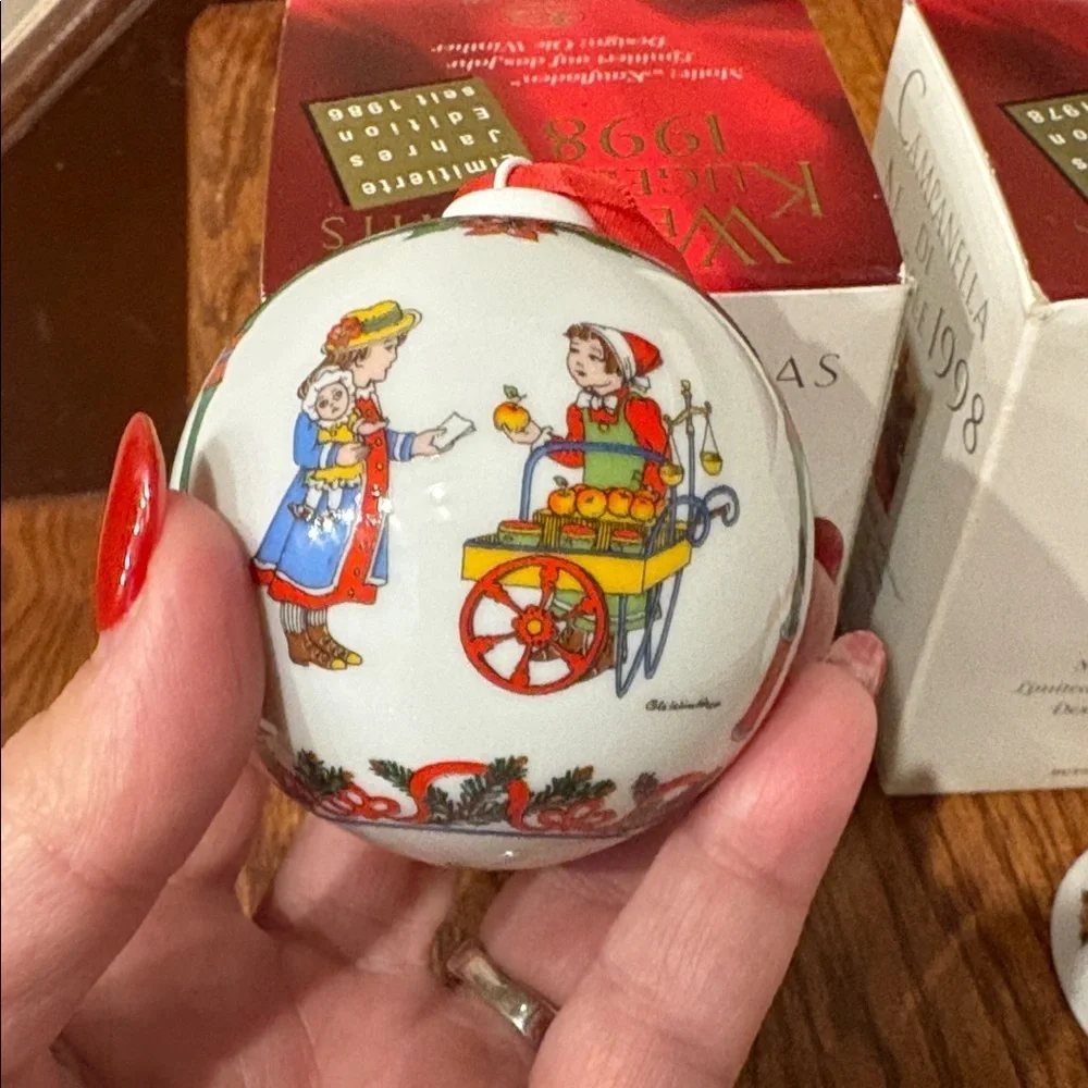 Hutschenreuther 1998 limited edition Holiday Bell / Ball porcelain Ornament Set